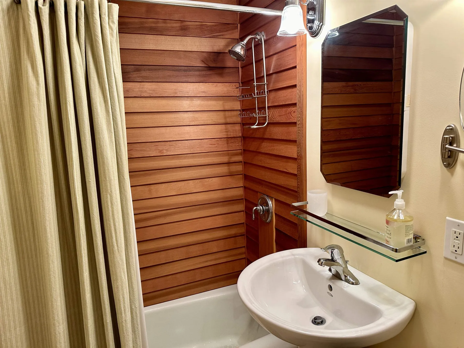 15 Timberline Drive Warren VT 05674