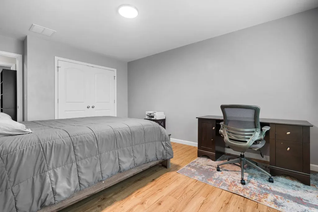 52 Ingalls Street Nashua NH 03060