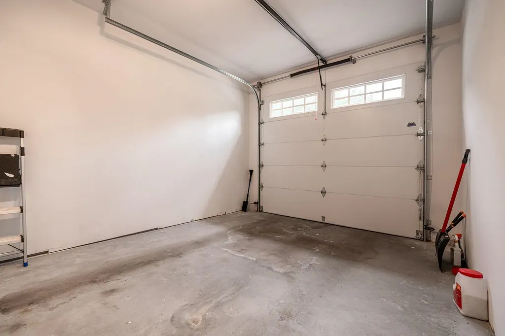 52 Ingalls Street Nashua NH 03060