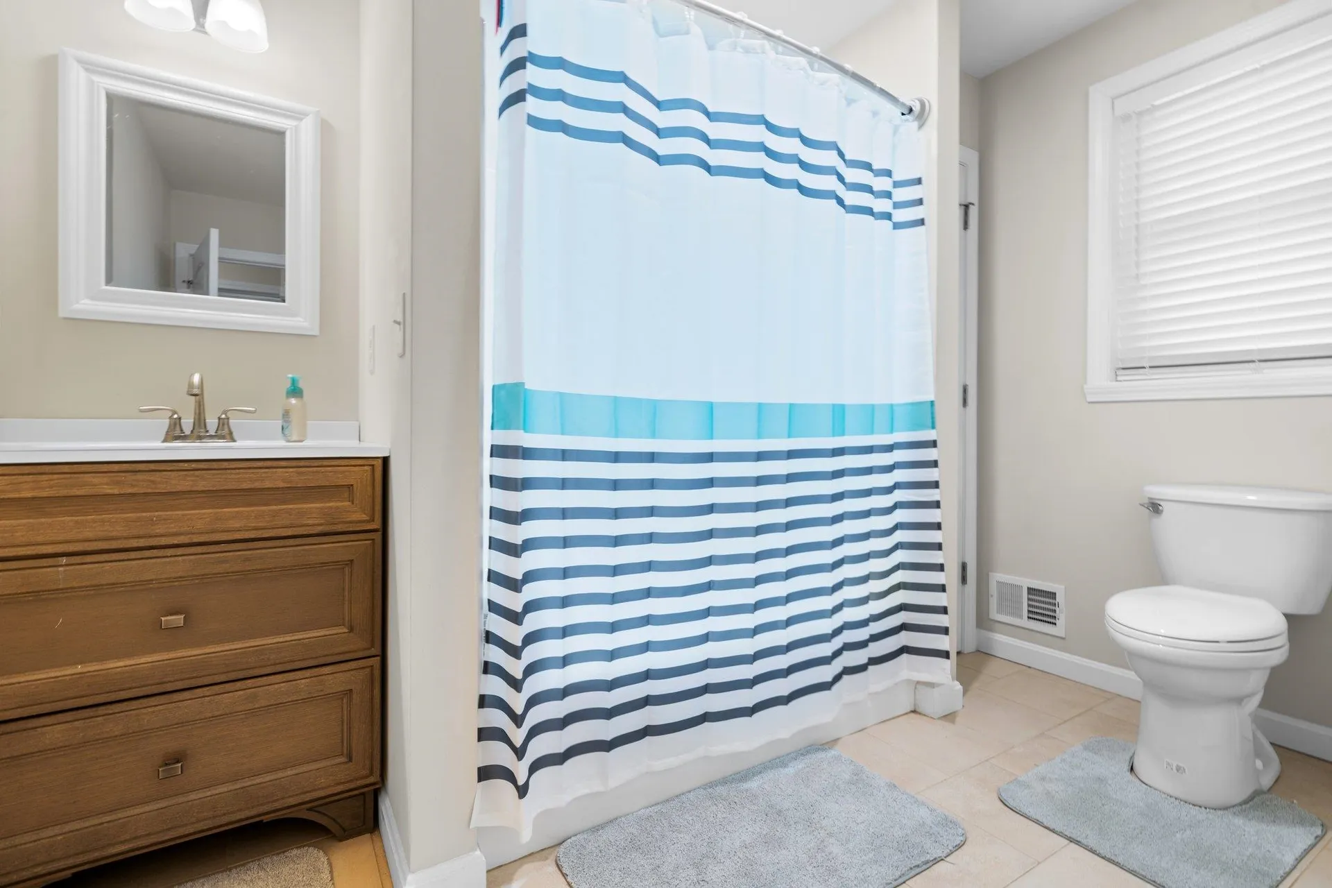 52 Ingalls Street Nashua NH 03060