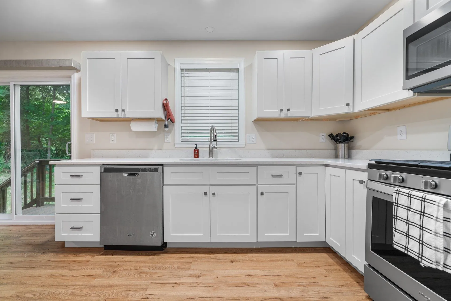 52 Ingalls Street Nashua NH 03060