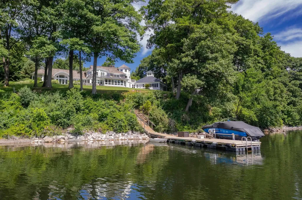 4064 Harbor Road Shelburne VT 05482