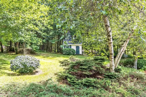 43 Castle Drive Hooksett NH 03106