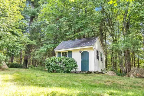 43 Castle Drive Hooksett NH 03106