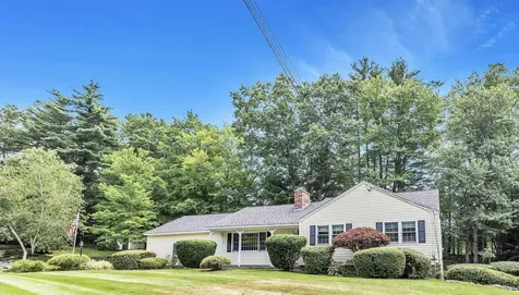 43 Castle Drive Hooksett NH 03106