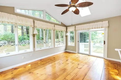 43 Castle Drive Hooksett NH 03106