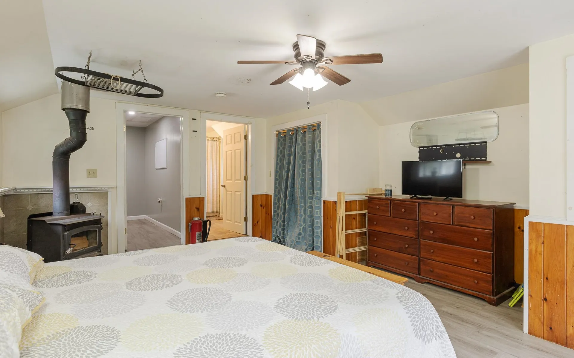 10 Prentiss Lane Walpole NH 03608