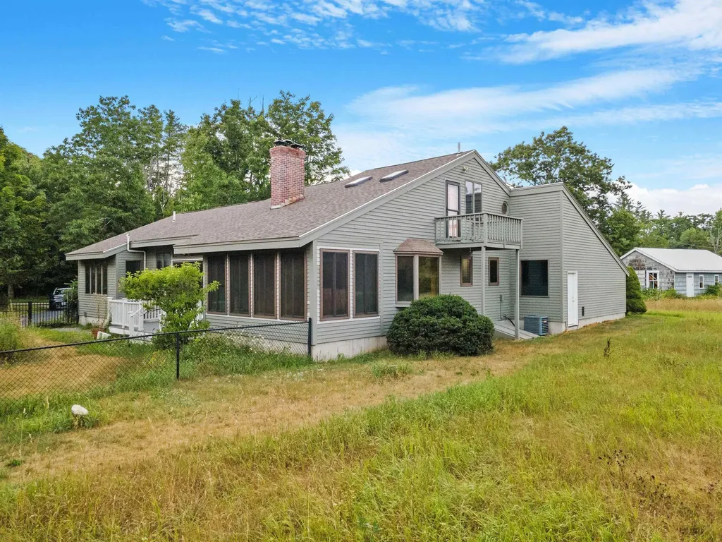69 Bog Road Goffstown NH 03045