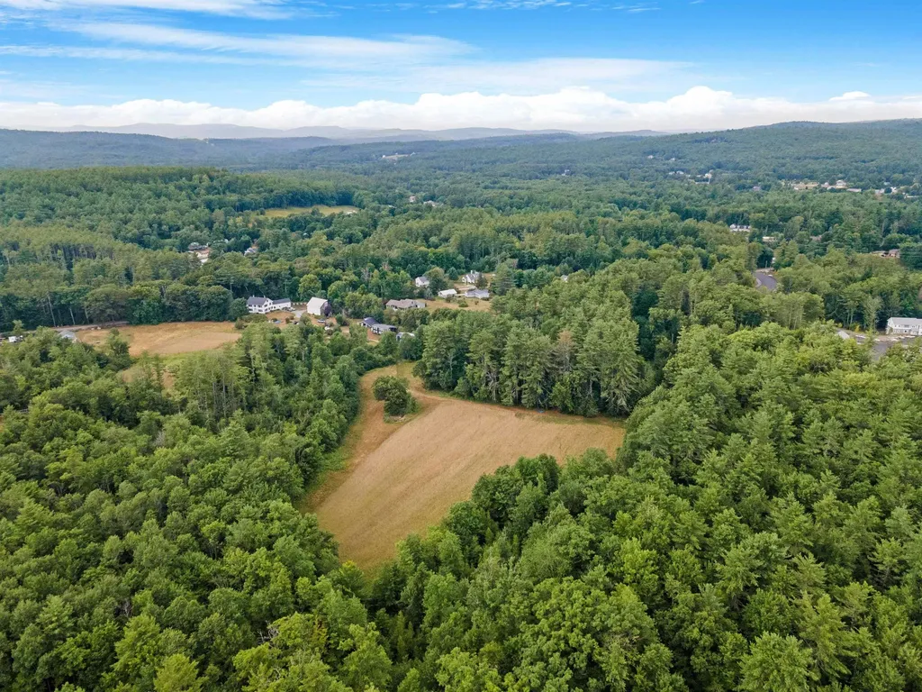 69 Bog Road Goffstown NH 03045
