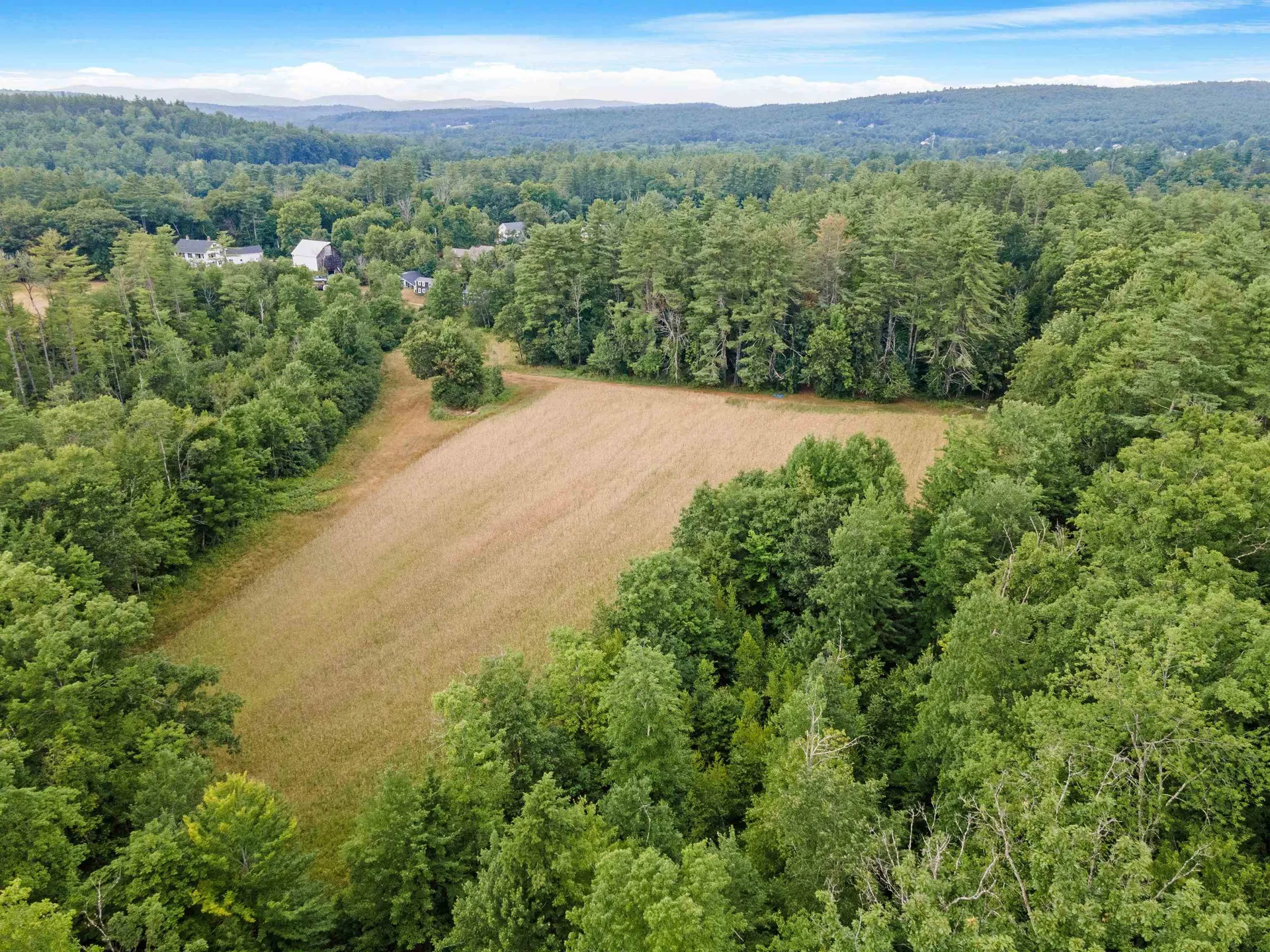 69 Bog Road Goffstown NH 03045