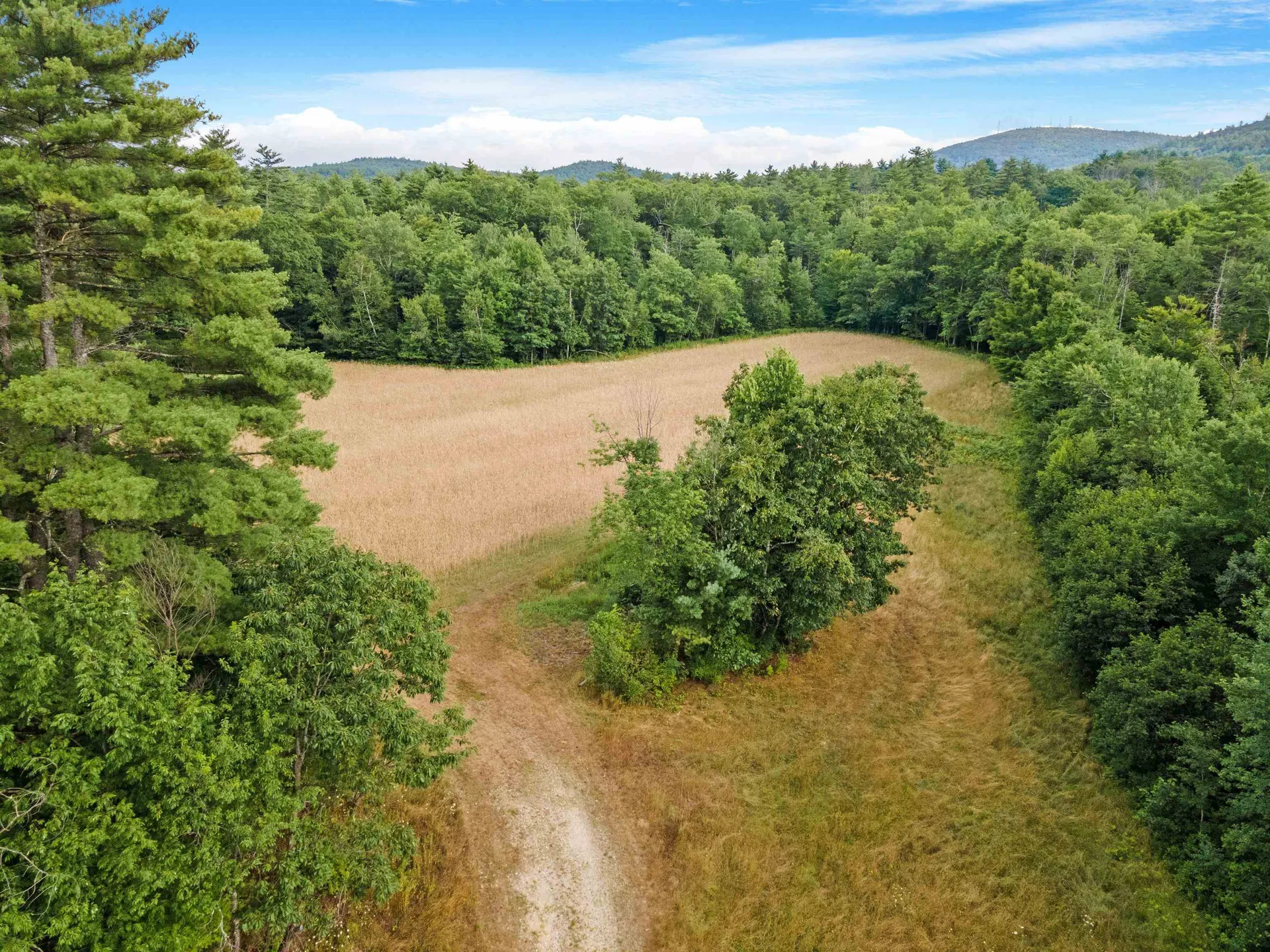 69 Bog Road Goffstown NH 03045