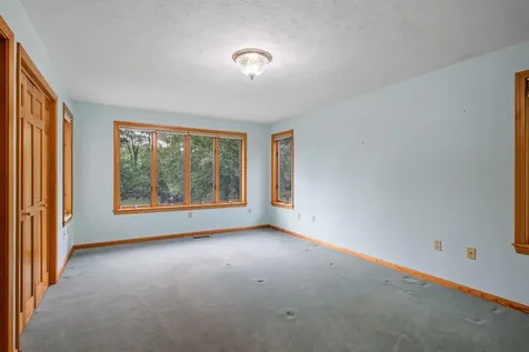 69 Bog Road Goffstown NH 03045