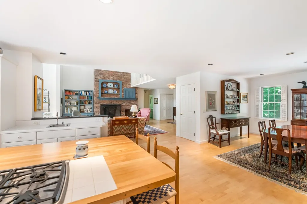 2 Highwood Way Grantham NH 03753