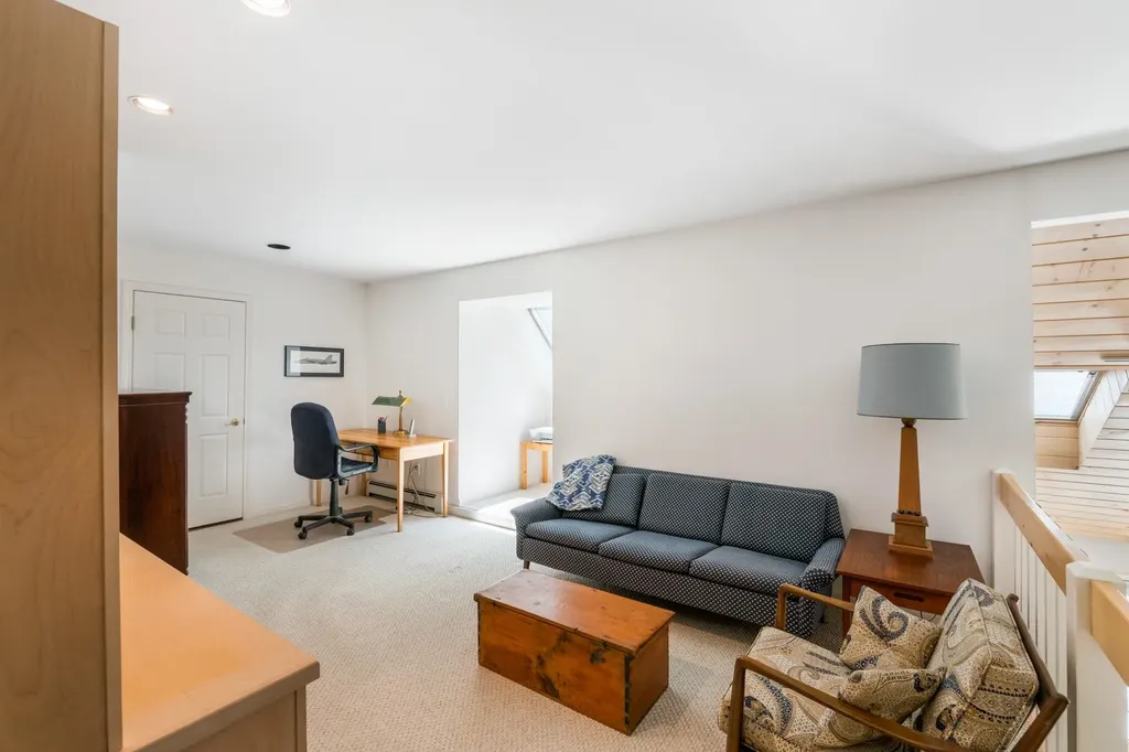 2 Highwood Way Grantham NH 03753