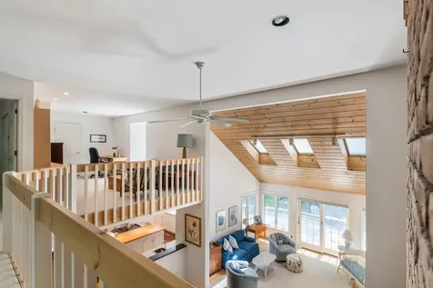 2 Highwood Way Grantham NH 03753