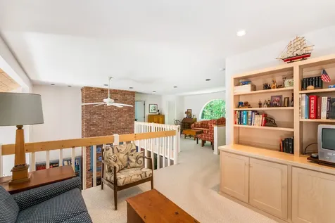 2 Highwood Way Grantham NH 03753