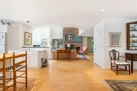 2 Highwood Way Grantham NH 03753