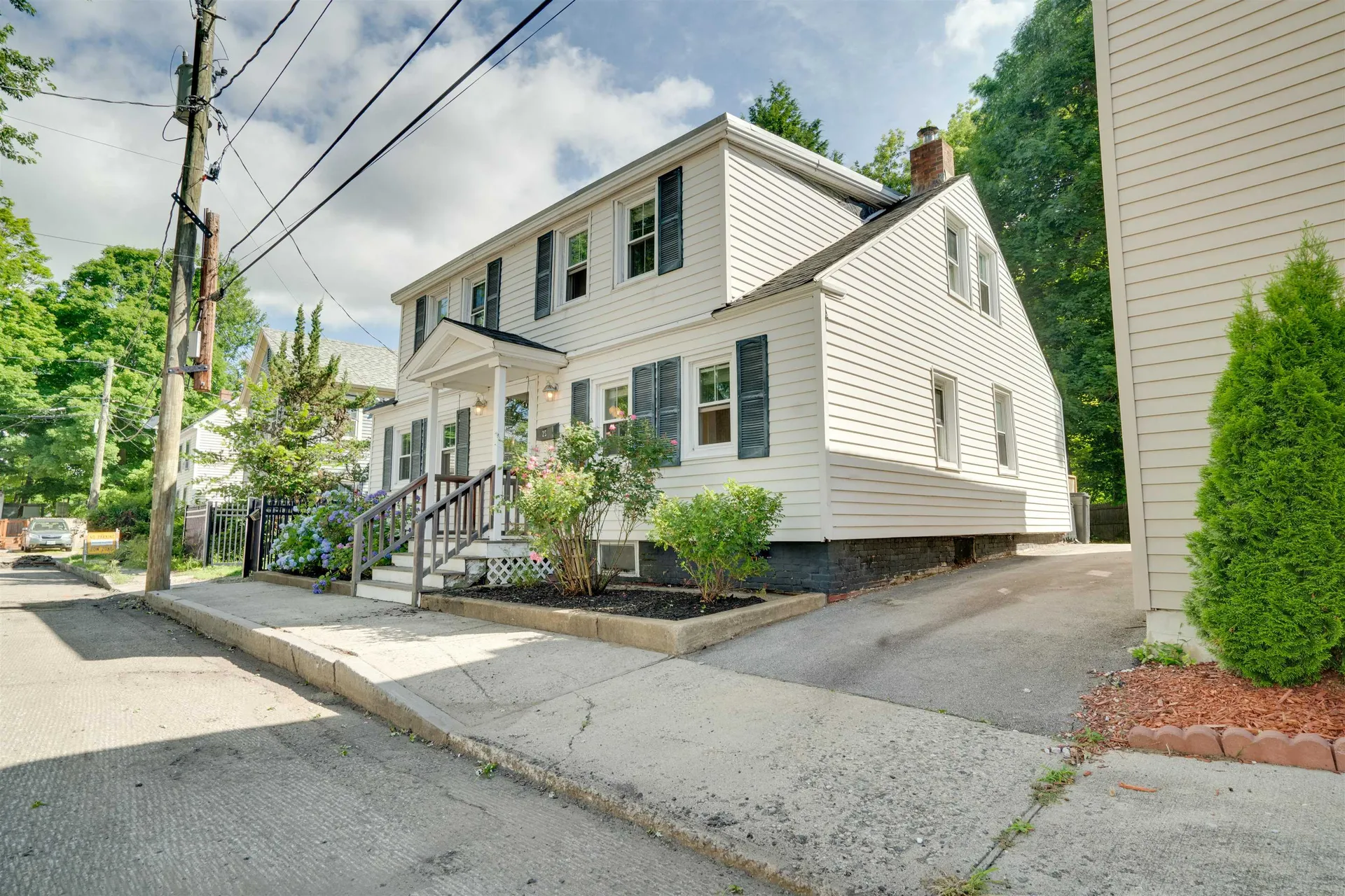 25 Durrell Street Dover NH 03820-3236