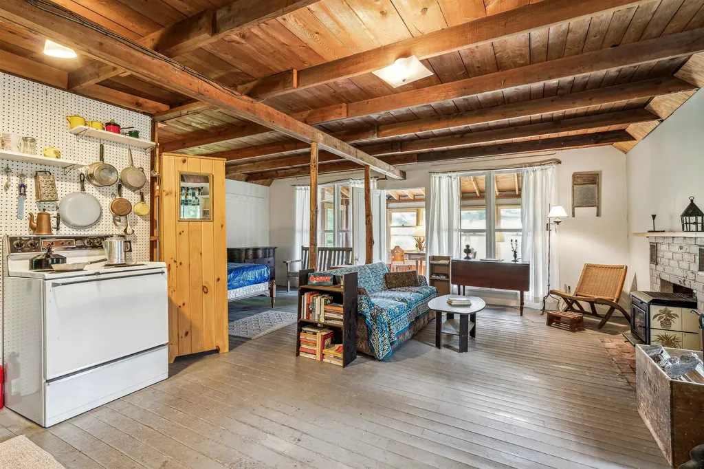 240 Spruce Drive Ryegate VT 05069