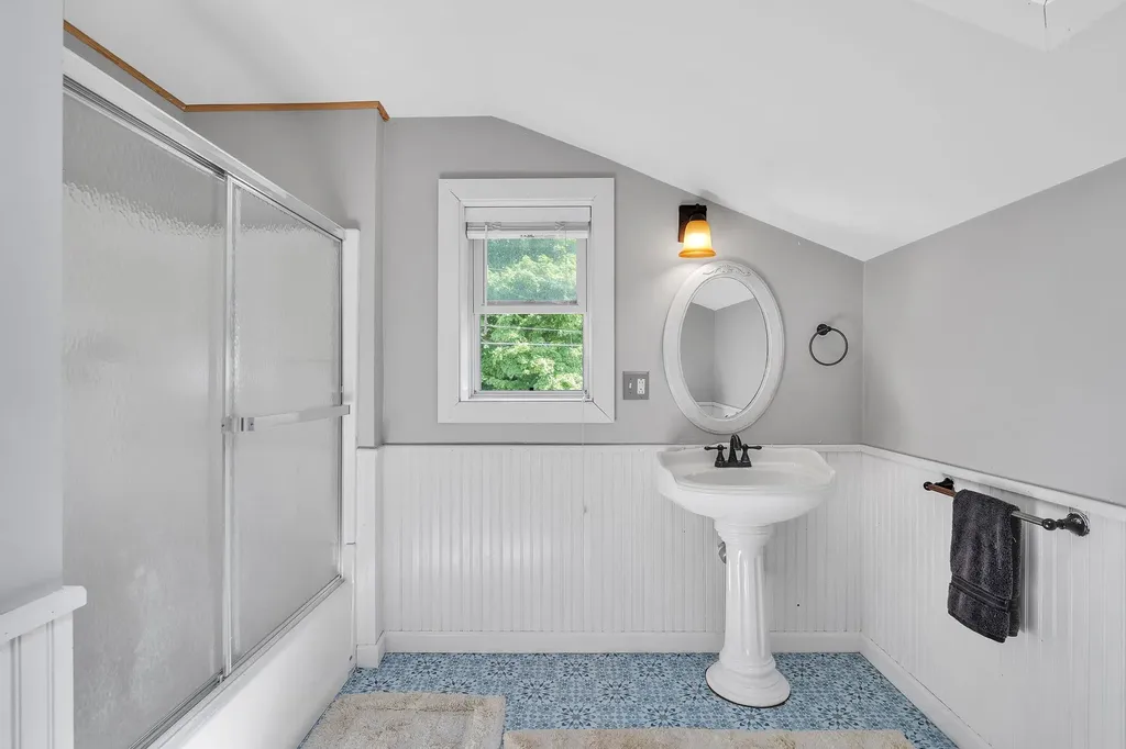 1542 Dumas Road Derby VT 05829