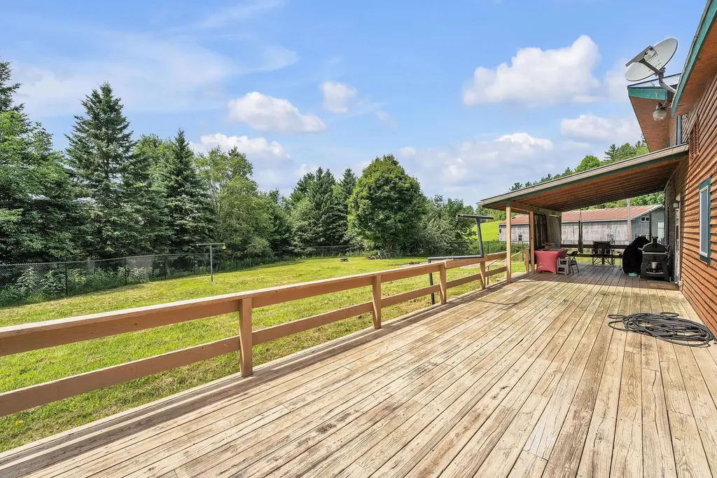 1542 Dumas Road Derby VT 05829