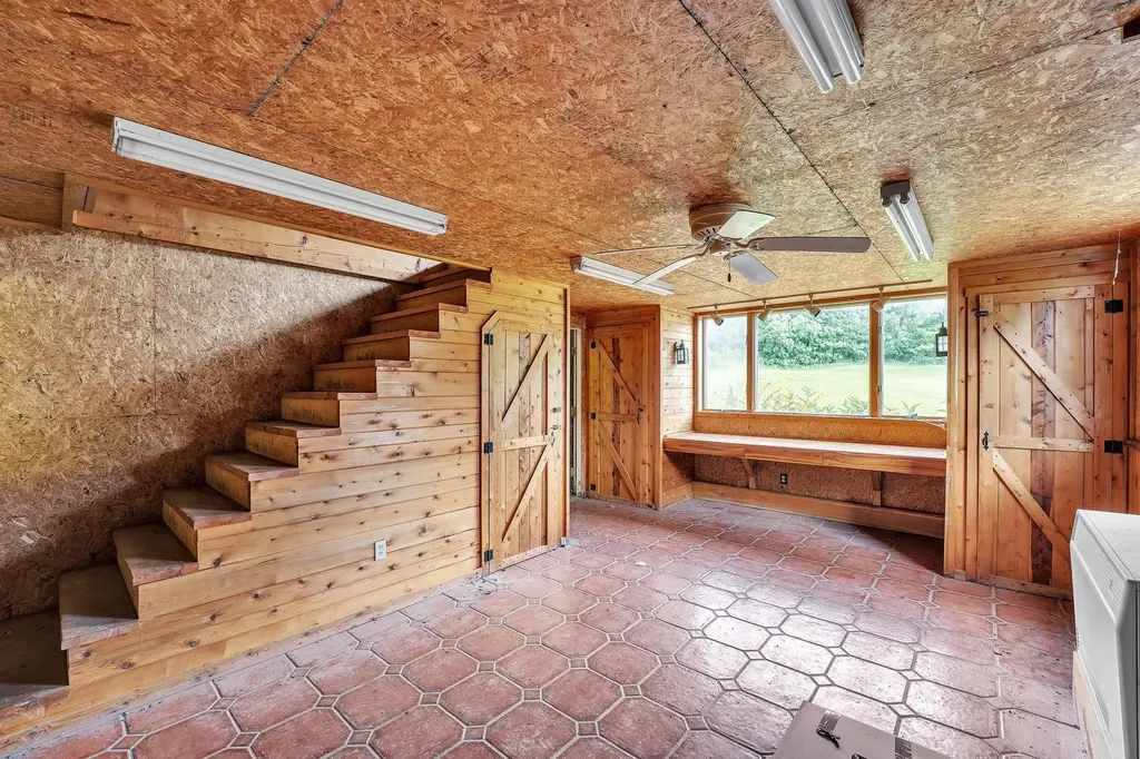 1542 Dumas Road Derby VT 05829