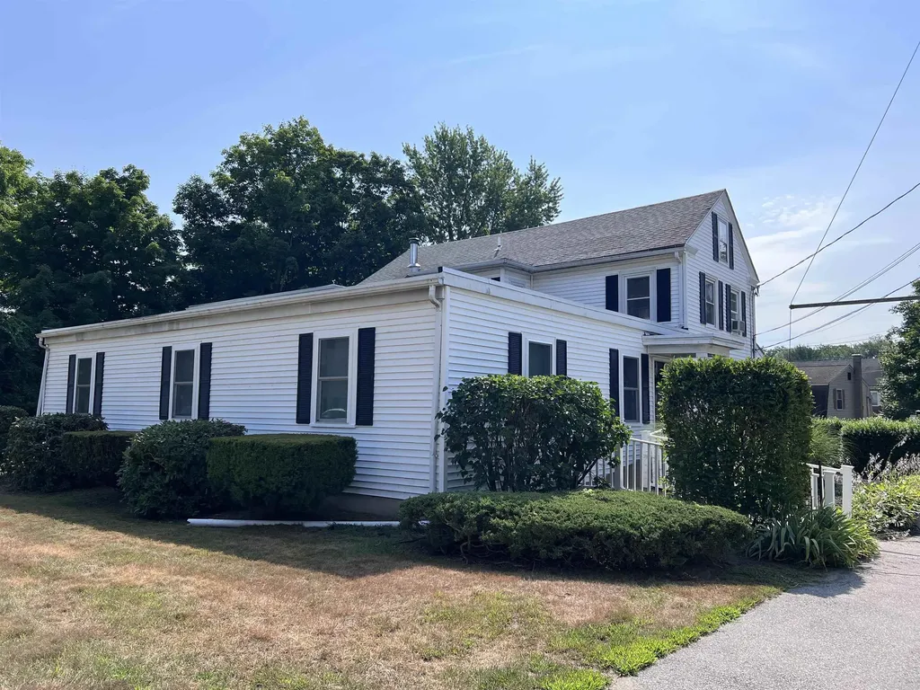 14 Bow Street Exeter NH 03833