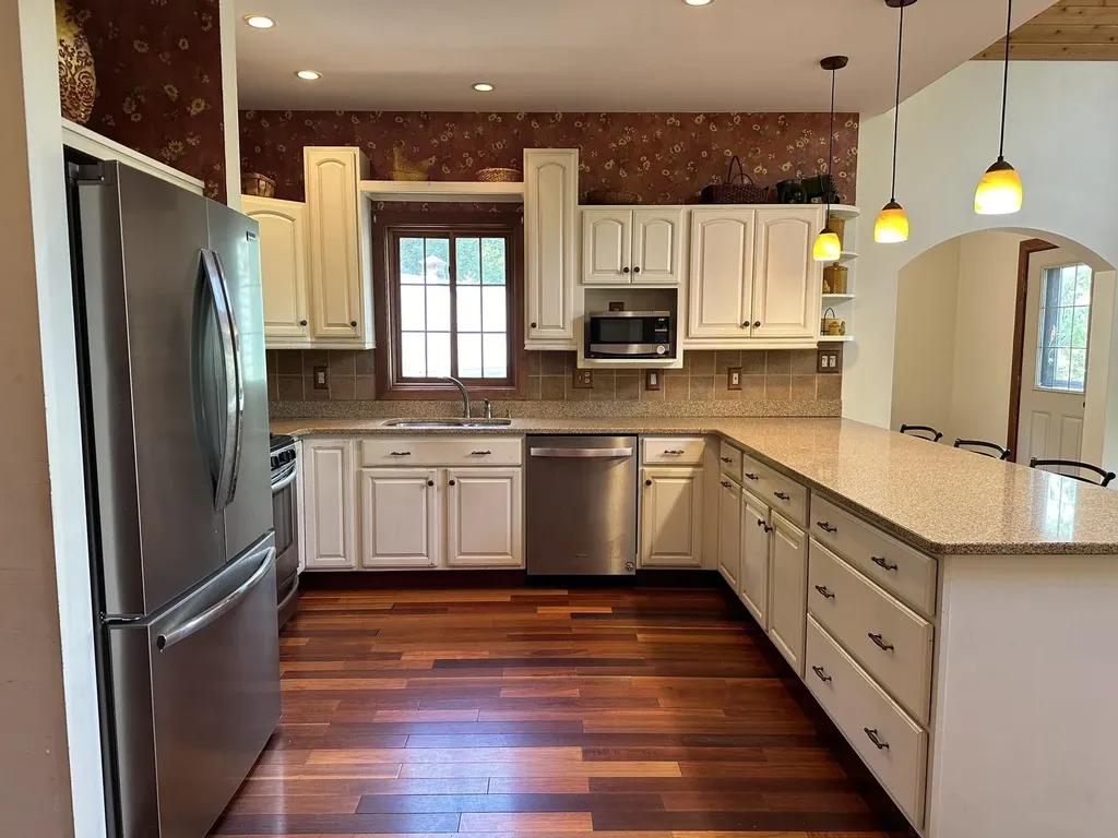 2389 Vt Route 14 Woodbury VT 05681
