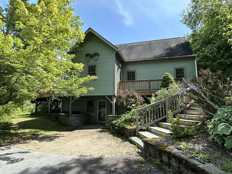 2389 Vt Route 14 Woodbury VT 05681