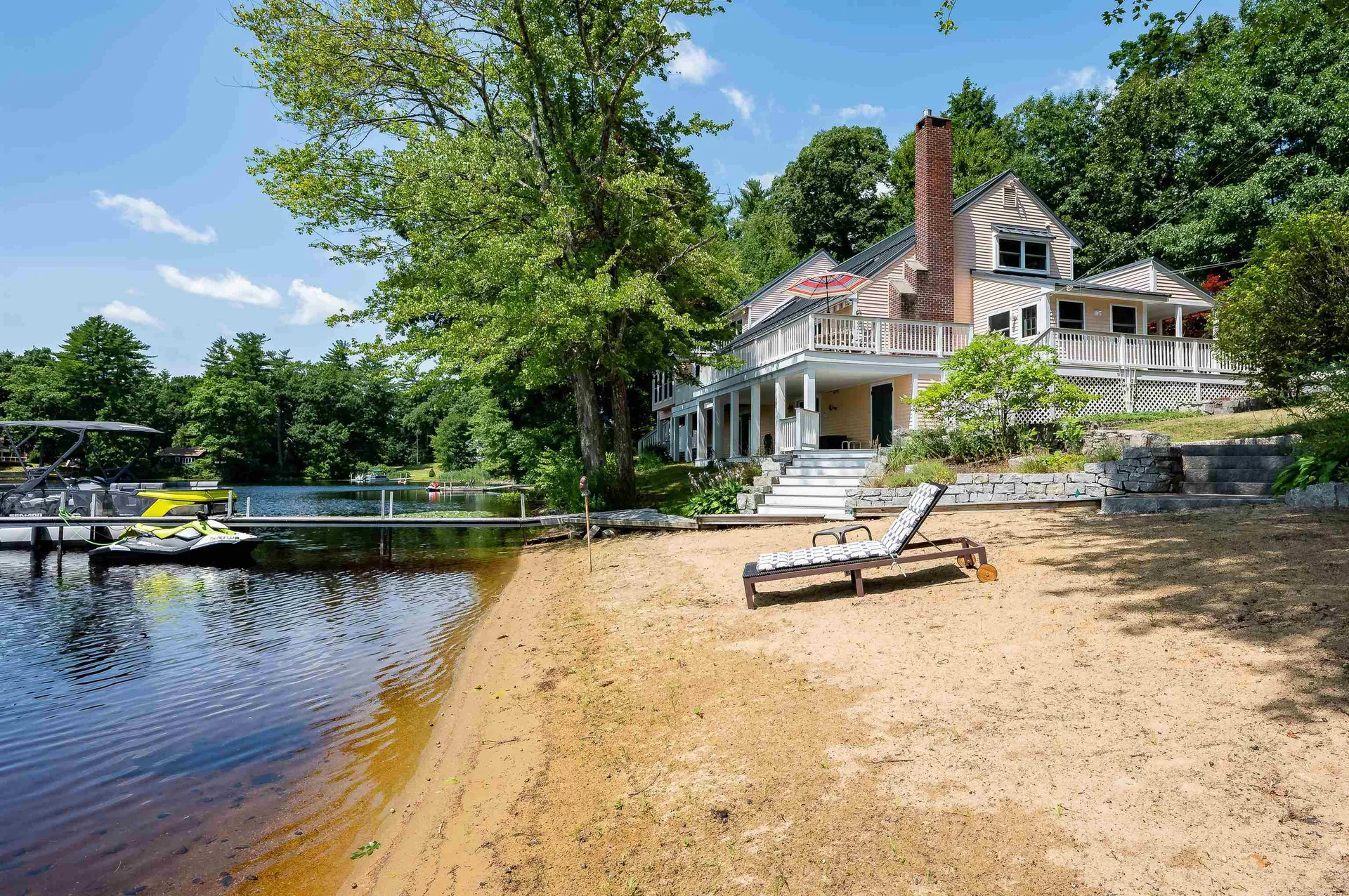294 Main Street Sandown NH 03873