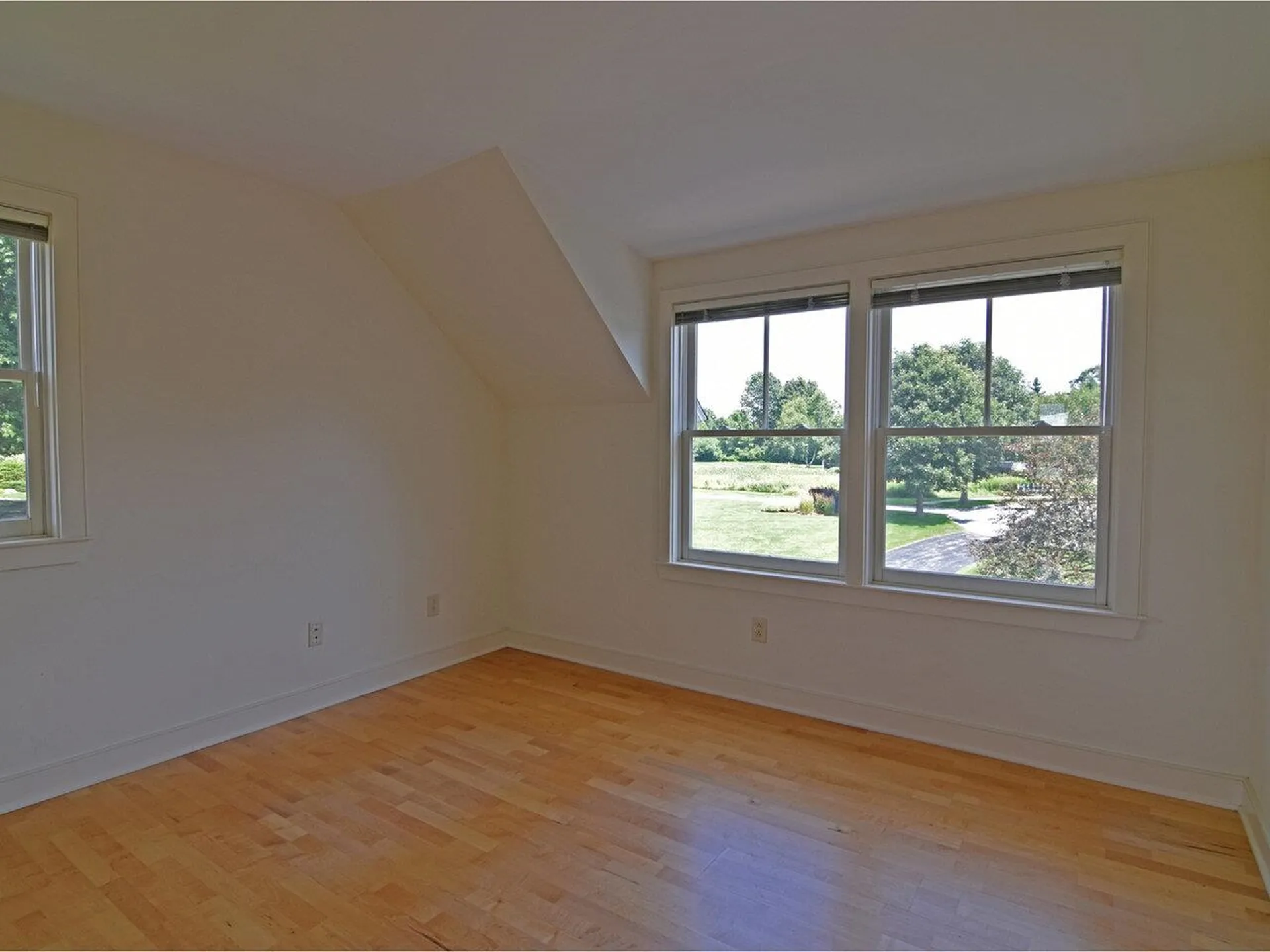 229 Fairway Drive South Burlington VT 05403