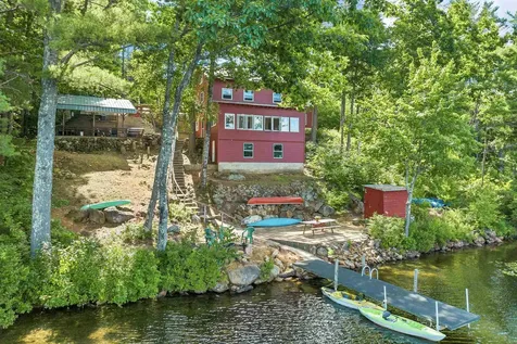 129 East Huntress Pond Road Barnstead NH 03225
