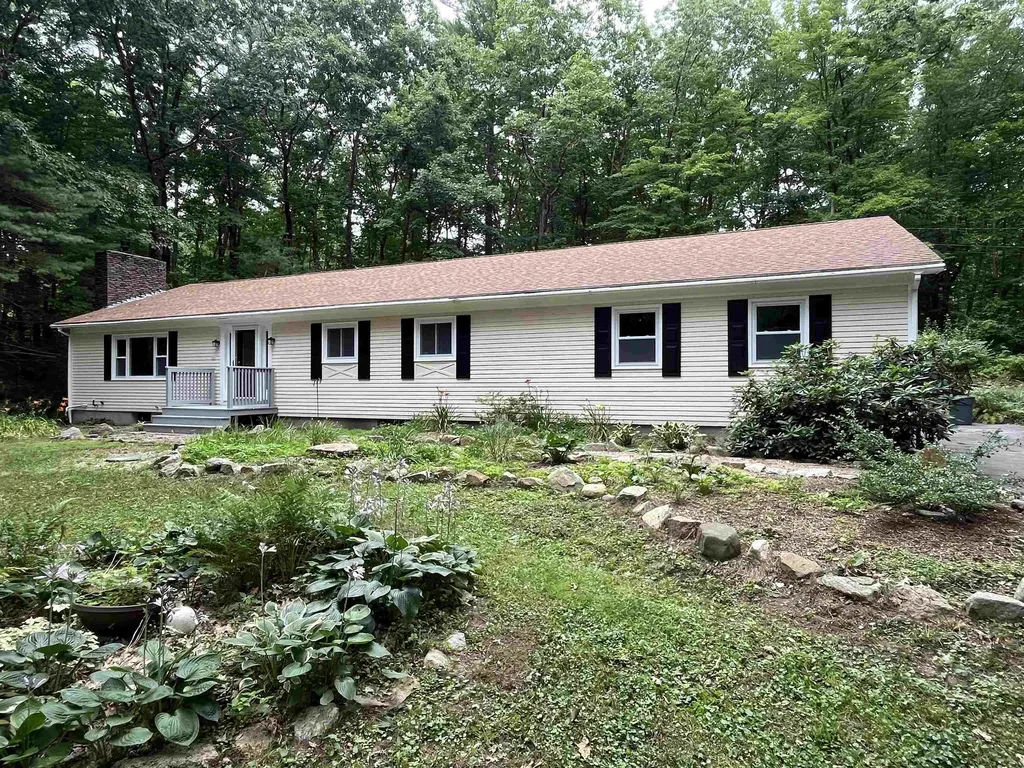15 Hemlock Drive Candia NH 03034