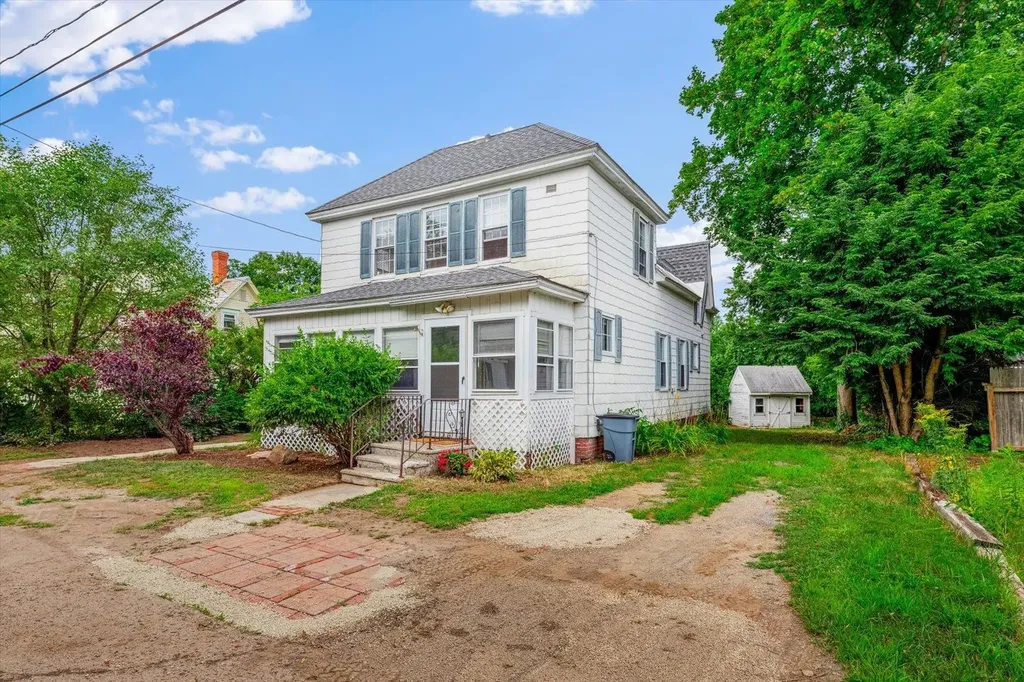 12 Gardner Street Keene NH 03431