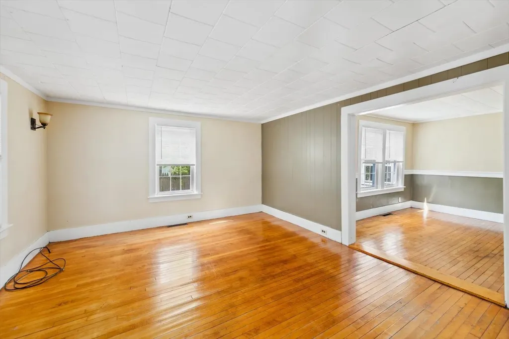 12 Gardner Street Keene NH 03431