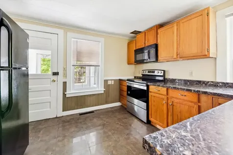 12 Gardner Street Keene NH 03431