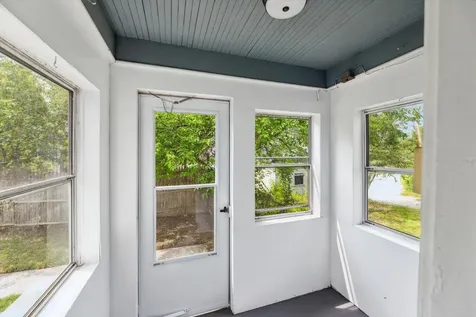 12 Gardner Street Keene NH 03431