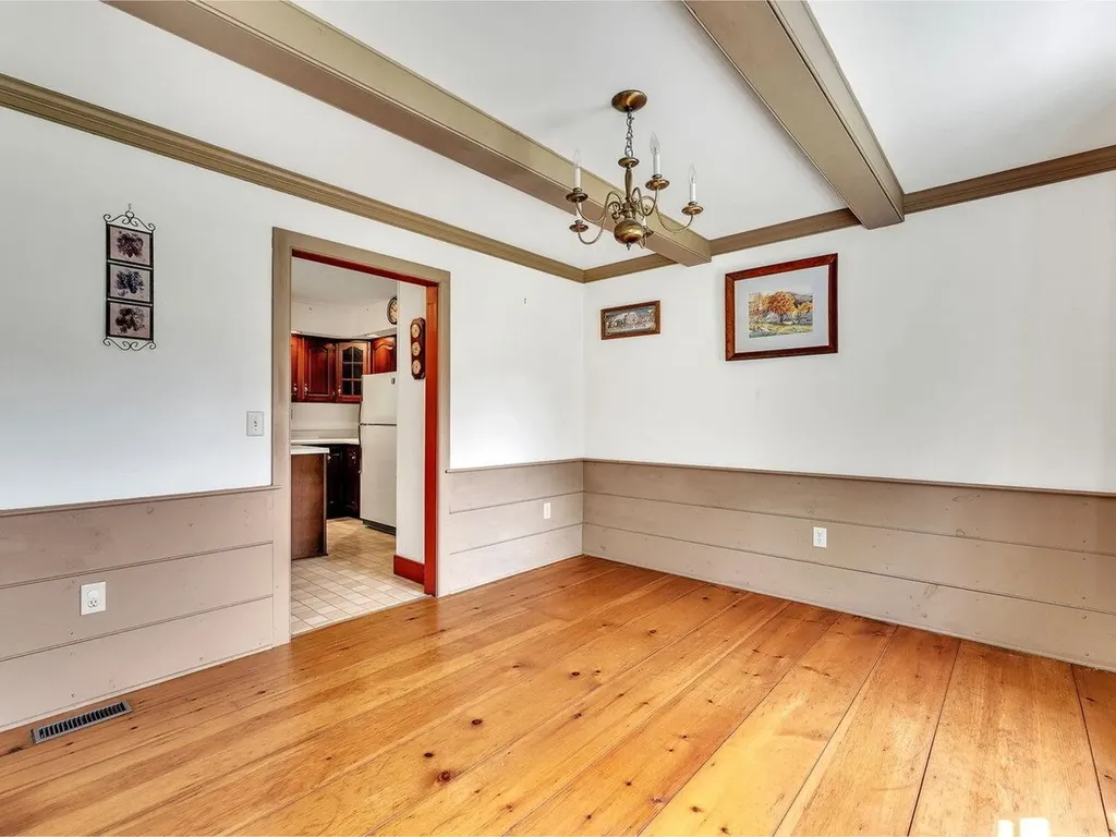 689 Vt Route 30s Poultney VT 05764