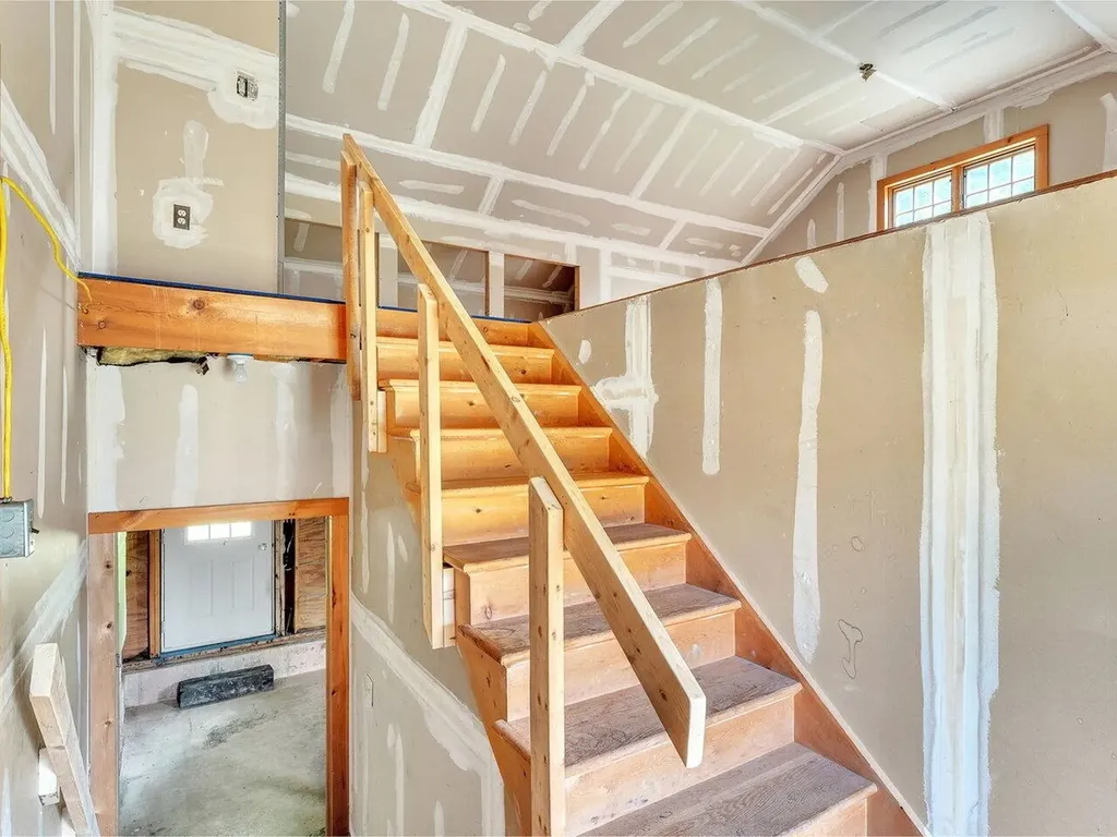 689 Vt Route 30s Poultney VT 05764