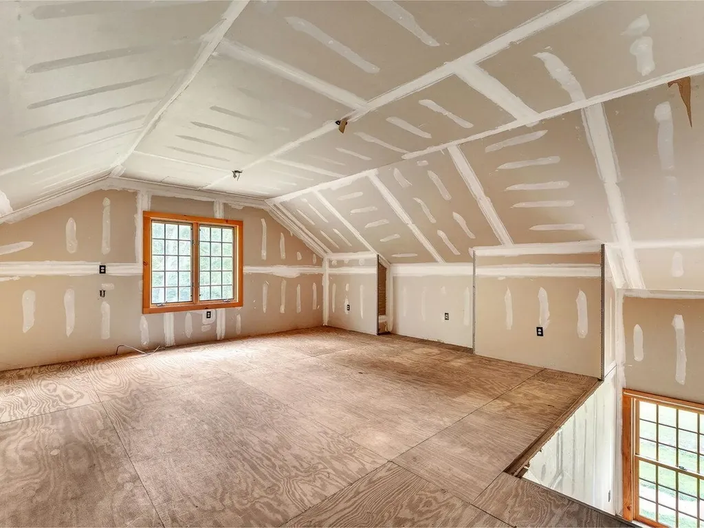 689 Vt Route 30s Poultney VT 05764