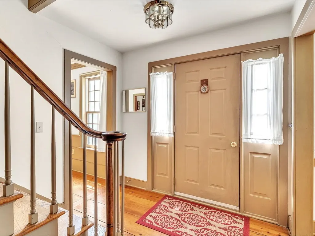 689 Vt Route 30s Poultney VT 05764