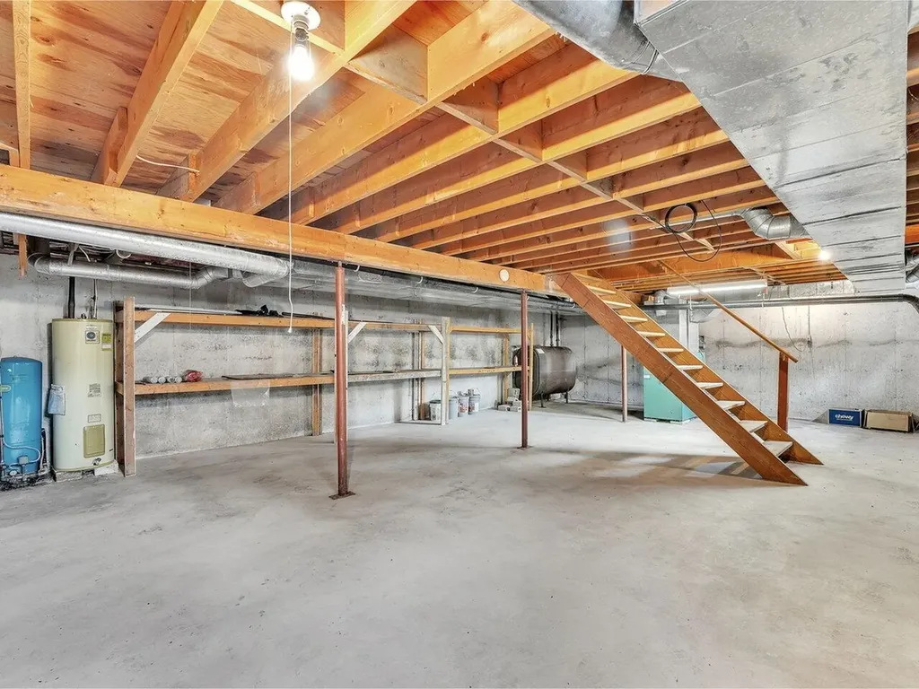 689 Vt Route 30s Poultney VT 05764