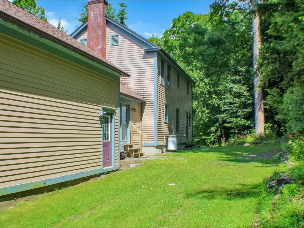 689 Vt Route 30s Poultney VT 05764