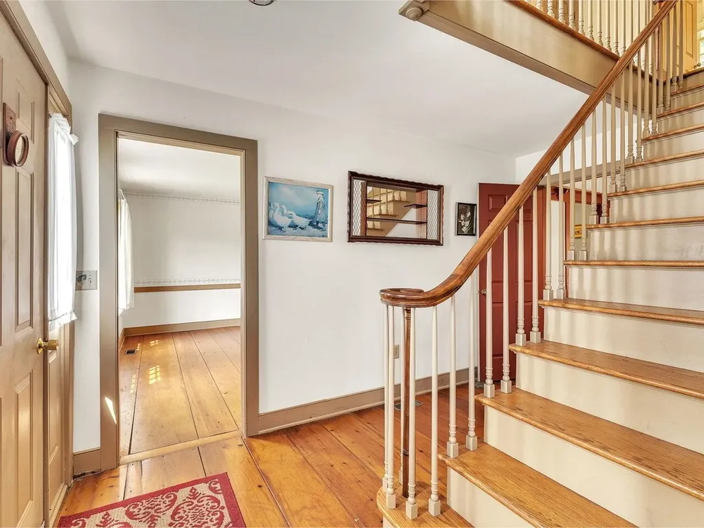 689 Vt Route 30s Poultney VT 05764