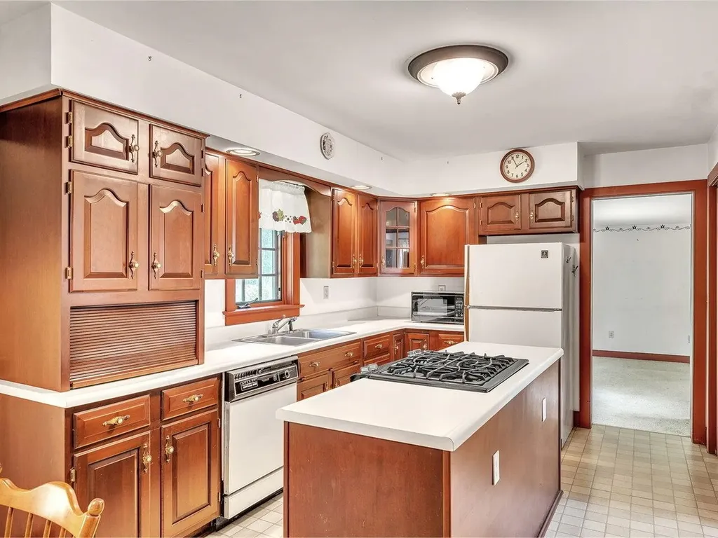 689 Vt Route 30s Poultney VT 05764