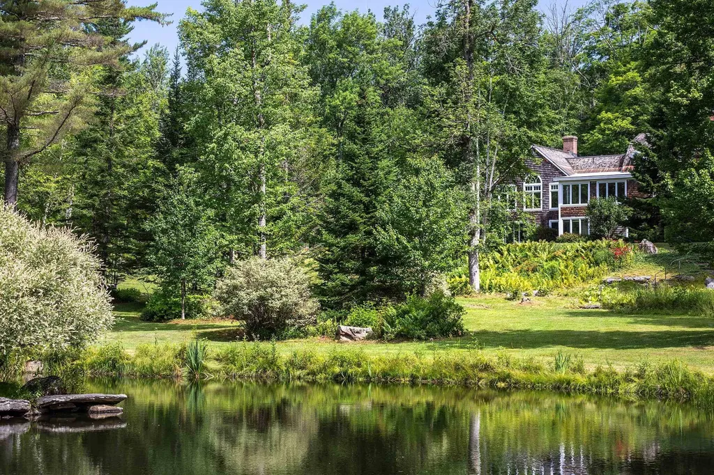 46 Uphill Road Landgrove VT 05148
