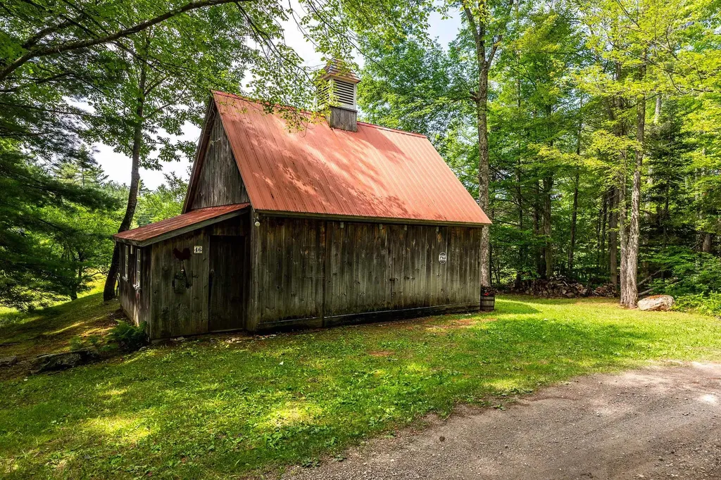 46 Uphill Road Landgrove VT 05148