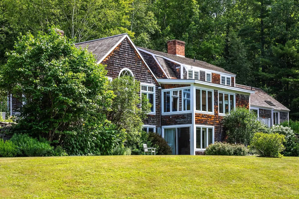 46 Uphill Road Landgrove VT 05148