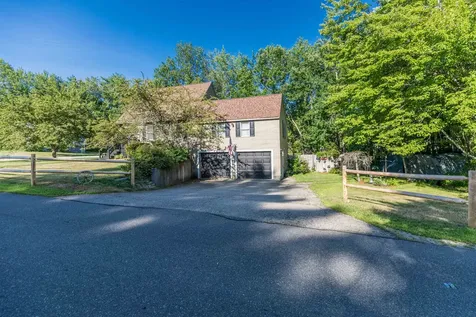 2 Ledgeview Drive Rochester NH 03839