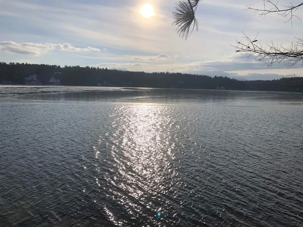 6 Gateway Road Wolfeboro NH 03894